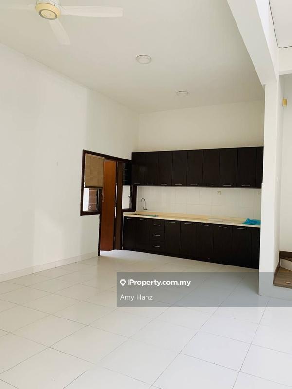 Rumah Berangkai 2.5 Tingkat untuk Dijual di Putrajaya, Putrajaya oleh Amy Hanz - iProperty.com.my