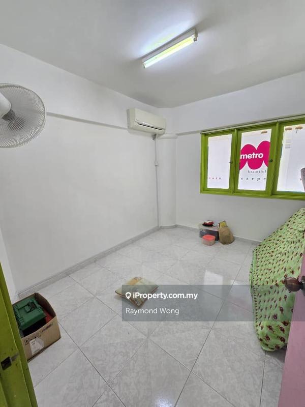 Apartment for Sale in Grandeur Tower by Raymond Wong - iProperty.com.my
