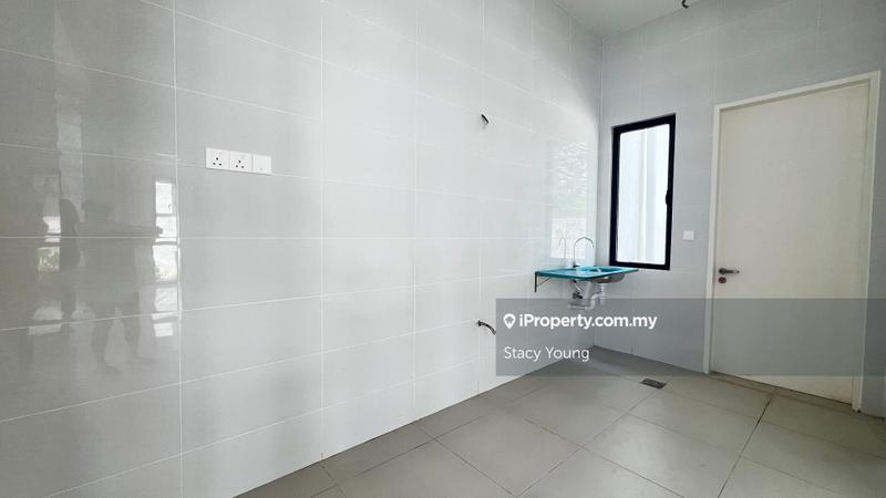 Semi-Detached House for Sale in TTDI Grove, Kajang by Stacy Young - iProperty.com.my
