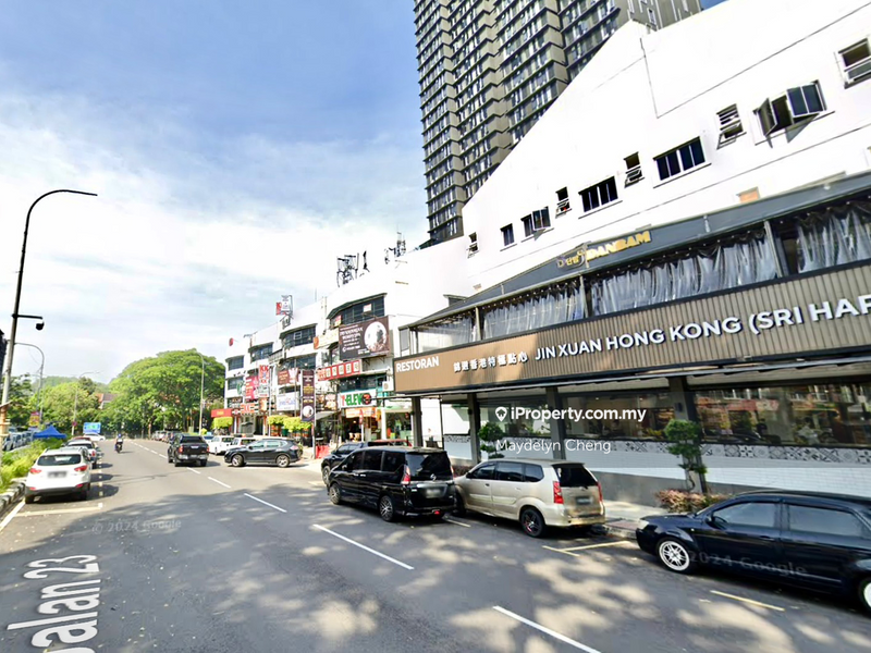 For Rent - SRI HARTAMAS HOT CORNER GROUND & 1ST FLOOR SHOP