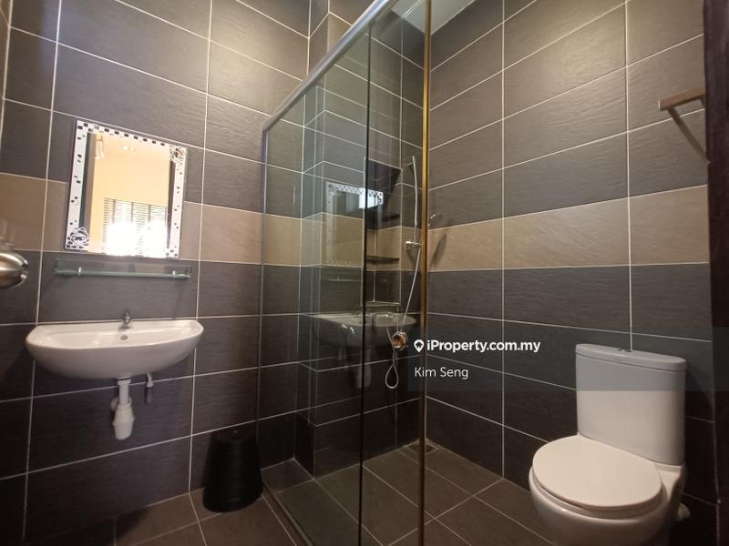 Semi-Detached House for Sale in Taman Kluang Indah CORNER LOT(绿园）, Kluang by Kim Seng - iProperty.com.my