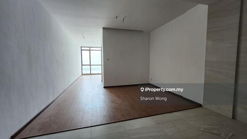 For Sale - Summer Suites @ The Summer Shopping Mall