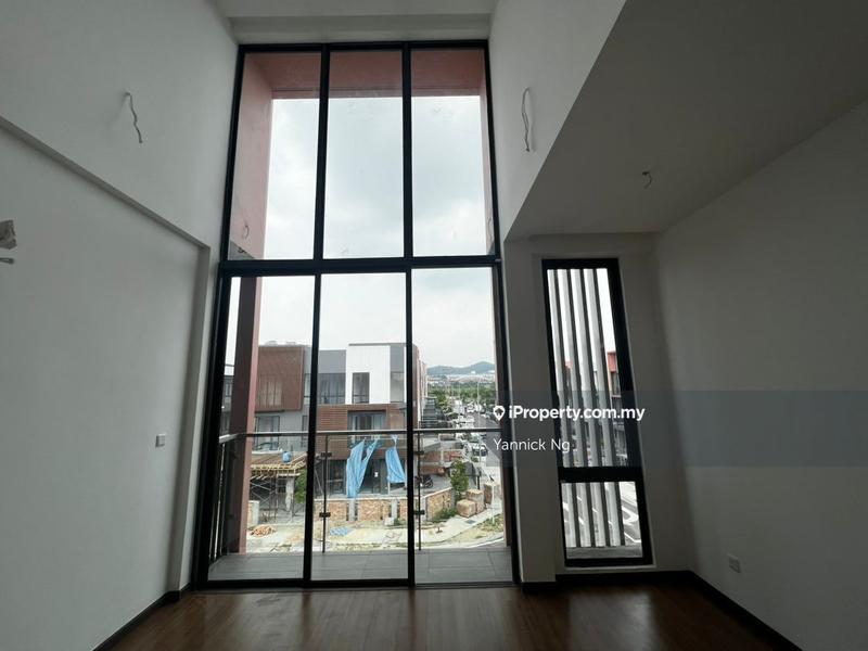 Rumah Teres 3-Tingkat untuk Dijual di BANDAR PUCHONG JAYA, Puchong oleh Yannick Ng - iProperty.com.my