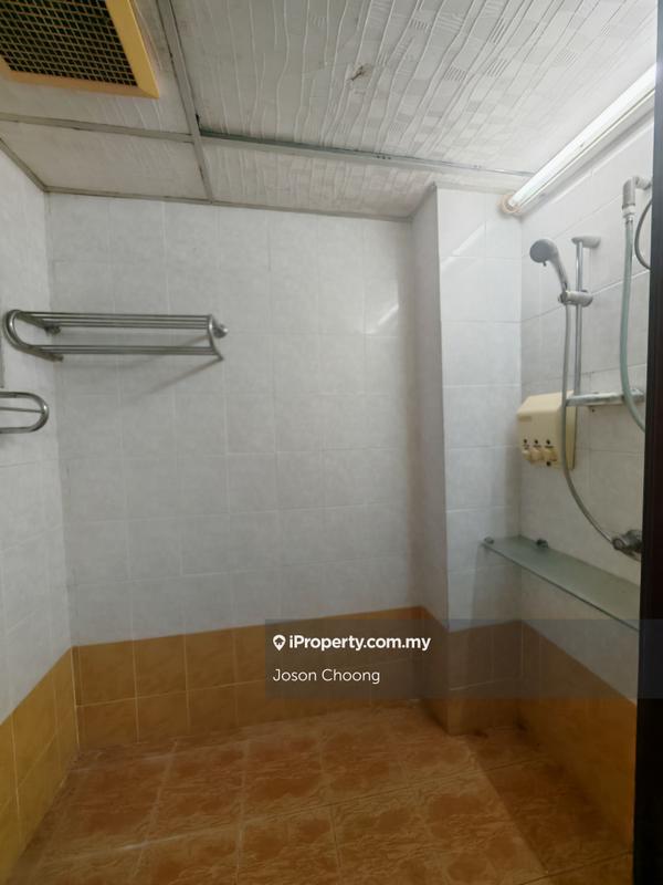 Kondominium untuk Dijual di Putra Indah Condominium oleh Joson Choong - iProperty.com.my