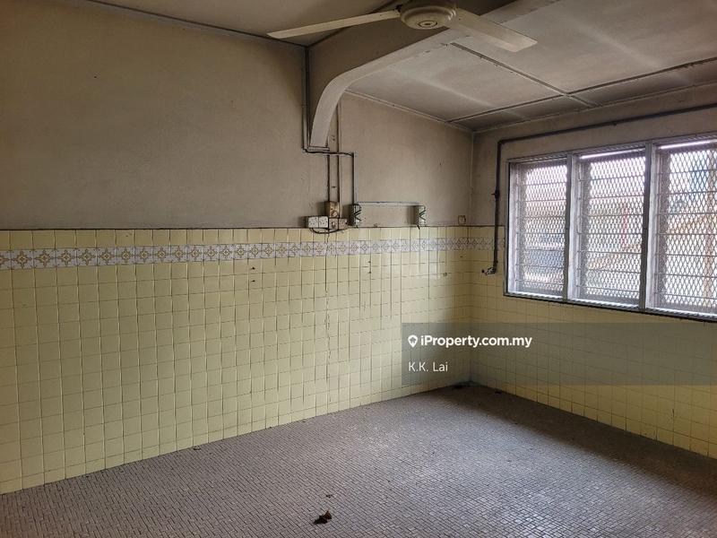Rumah Berangkai 2 Tingkat untuk Dijual di Taman Salak Selatan, Salak South oleh K.K. Lai - iProperty.com.my