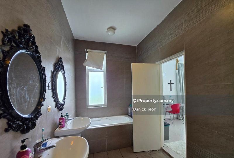 3-storey Terraced House for Sale in Batu Feringghi, Penang by Danick Teoh - iProperty.com.my