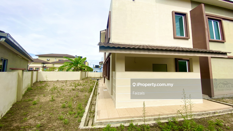 Banglo untuk Dijual di Warisan Puteri, Sikamat, Sikamat oleh Faizals - iProperty.com.my
