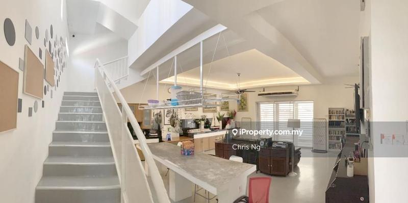 Bungalow House for Sale in Kampung Petaling Bahagia, Jalan Klang Lama (Old Klang Road) by Chris Ng - iProperty.com.my