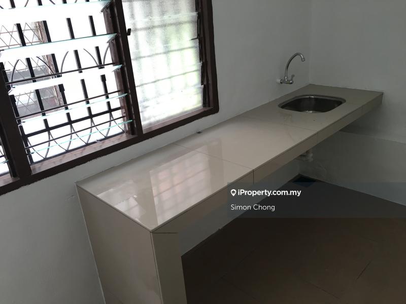 For Sale - Taman Kosas