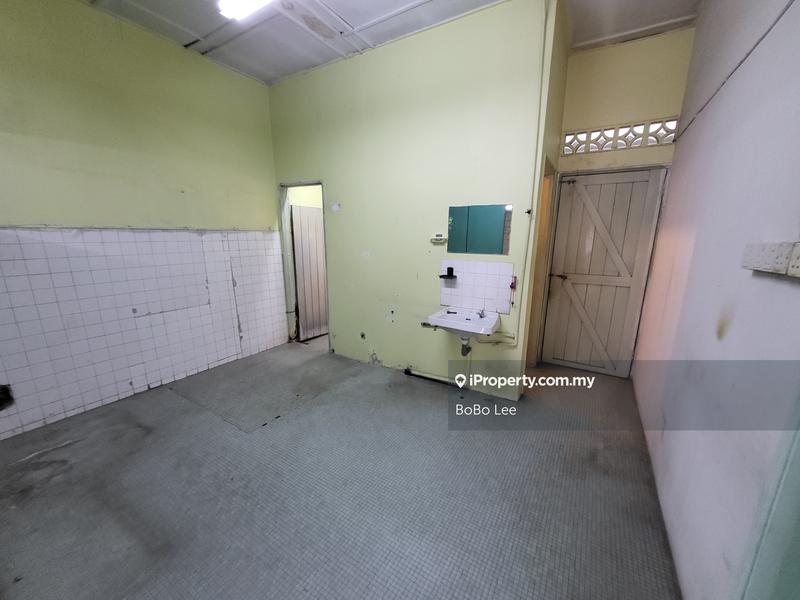 1-storey Terraced House for Sale in Taman Overseas Union (Taman Oug), Jalan Klang Lama (Old Klang Road) by BoBo Lee - iProperty.com.my