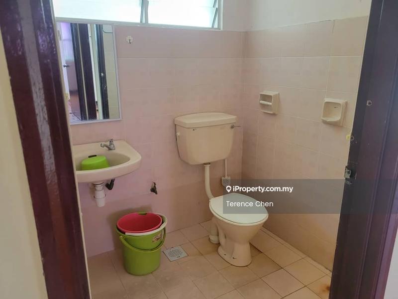 Apartment for Sale in Arcadia by Terence Chen - Bathroom - iProperty.com.my