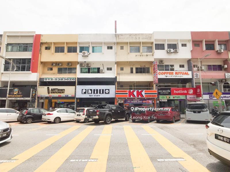 For Rent - GROUND FLOOR JALAN SS21 DAMANSARA UTAMA UPTOWN