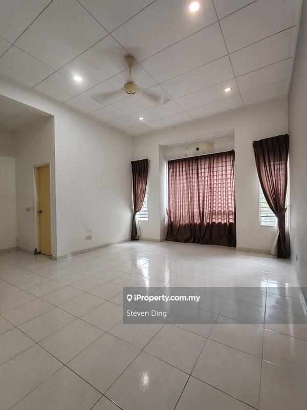 Rumah Berangkai 2 Tingkat untuk Dijual di Setia Indah, Setia Alam oleh Steven Ding - iProperty.com.my
