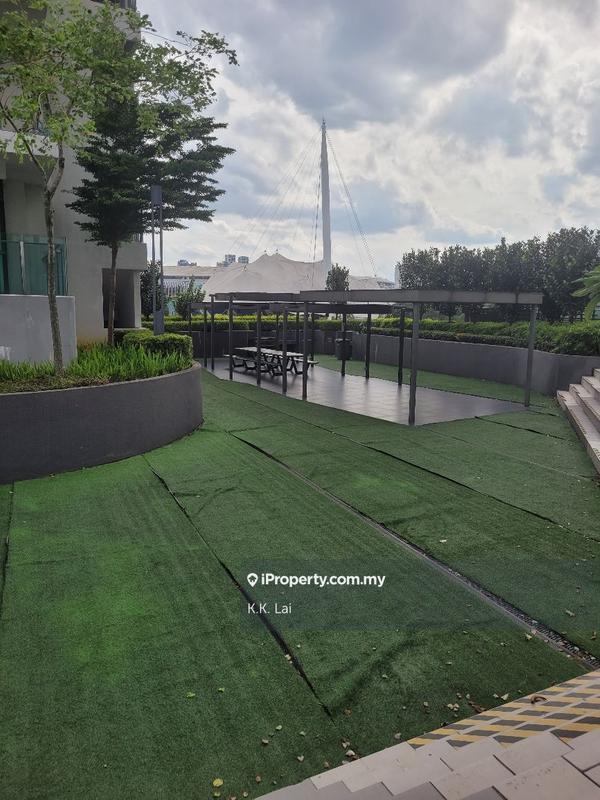 Kondominium untuk Dijual di Parkhill Residence oleh K.K. Lai - iProperty.com.my