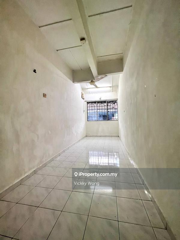 Rumah Berangkai 2 Tingkat untuk Dijual di Taman Dagang, Ampang oleh Vickky Wong - iProperty.com.my