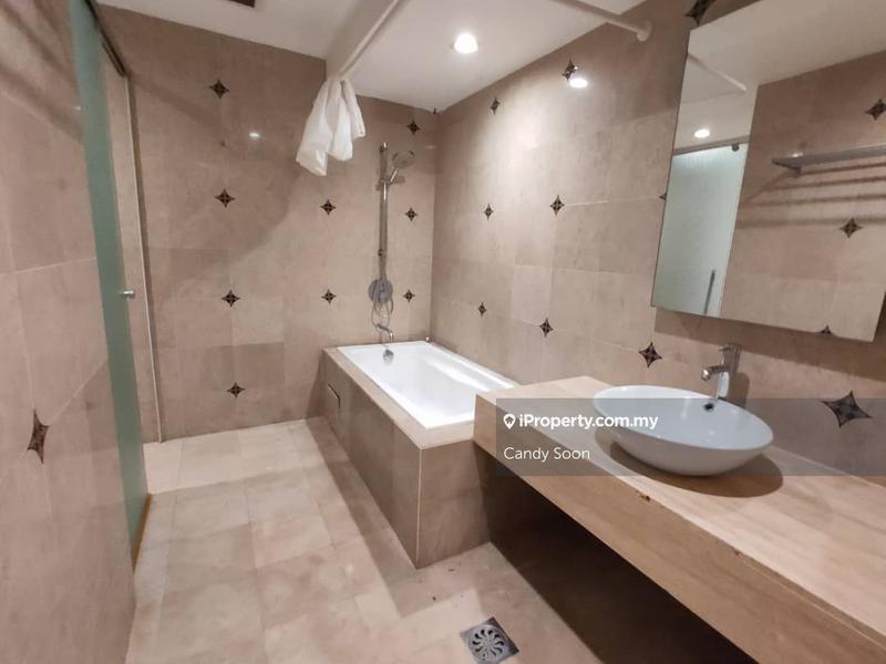 Service Residence for Sale in Bintang Fairlane Residences by Candy Soon - iProperty.com.my