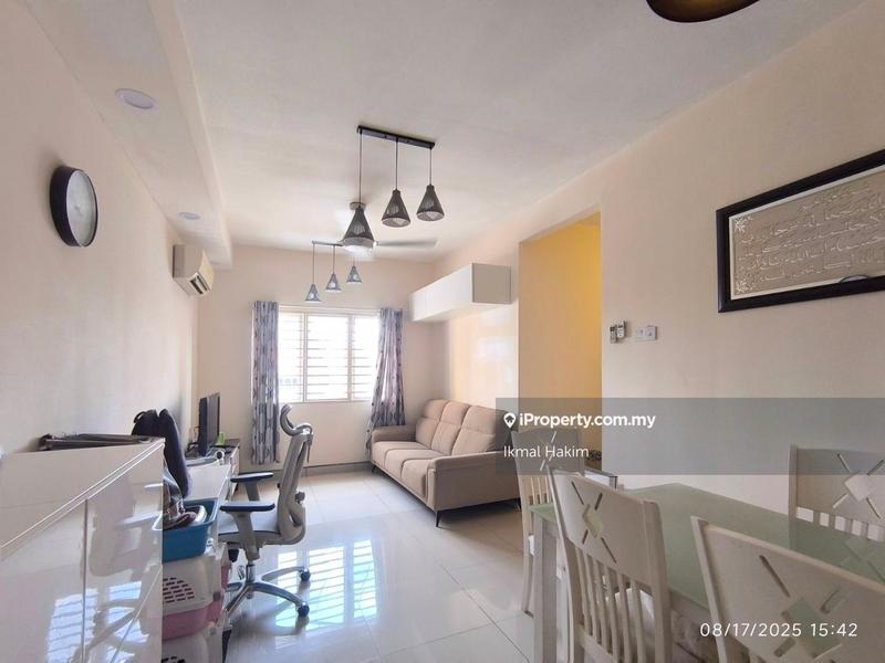 For Sale - Putra Suria Residence