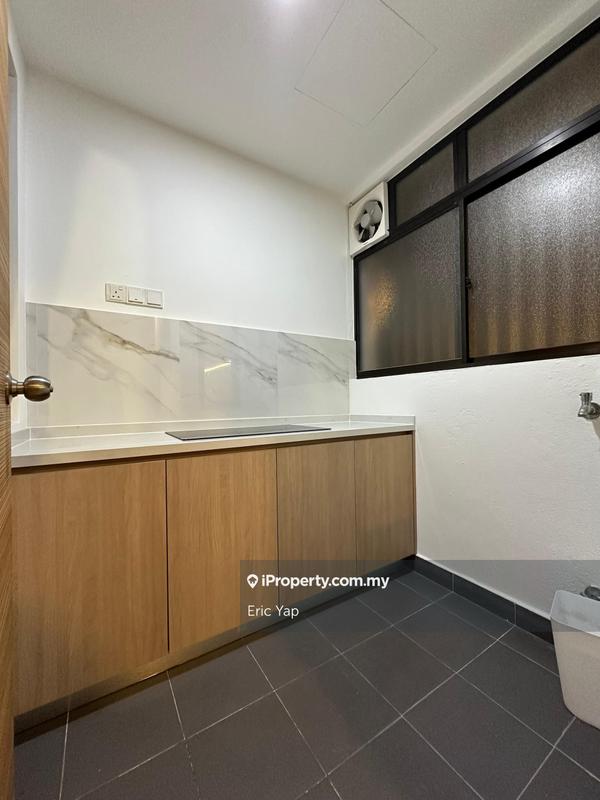 For Rent - Pearl Suria