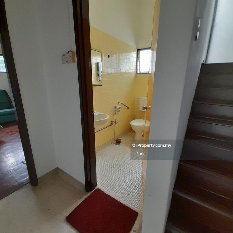 Bungalow House for Sale in Taman Bukit Seputeh, Seputeh by Li Fong - iProperty.com.my