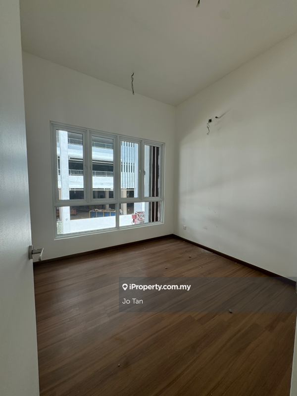 For Sale - d'Brightton