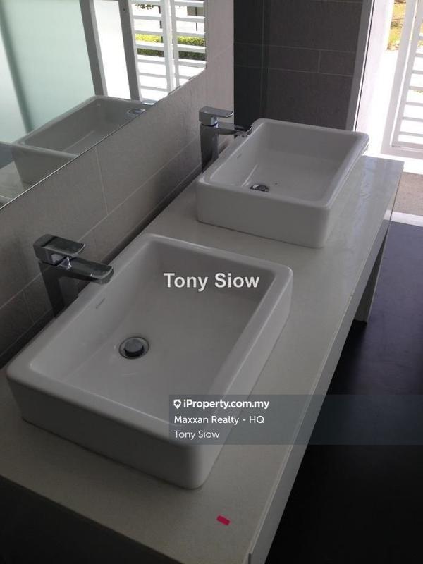 Bungalow House for Sale in Seri Pilmoor, Ara Damansara by Tony Siow - iProperty.com.my