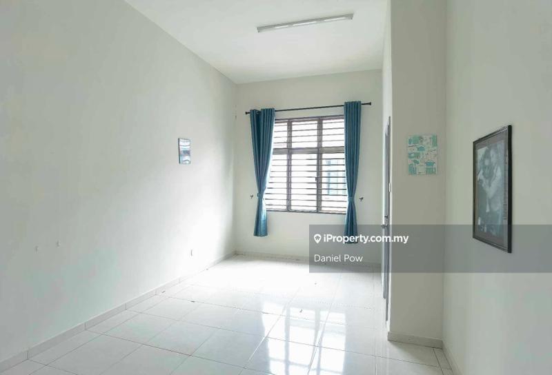 Rumah Berangkai 2 Tingkat untuk Disewa di Taman Desa Cheng Perdana 1, Cheng oleh Daniel Pow - iProperty.com.my