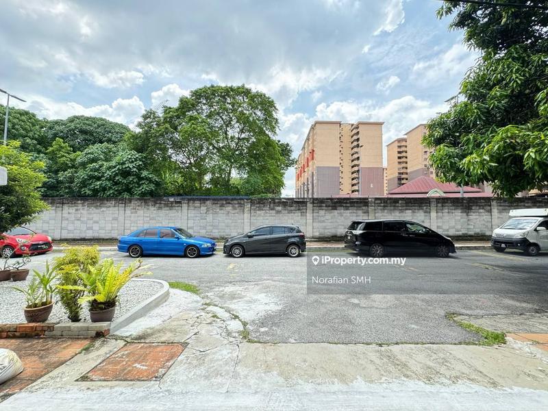 2-storey Terraced House for Sale in Taman Kelana Idaman, Ara Damansara by Norafian SMH - iProperty.com.my