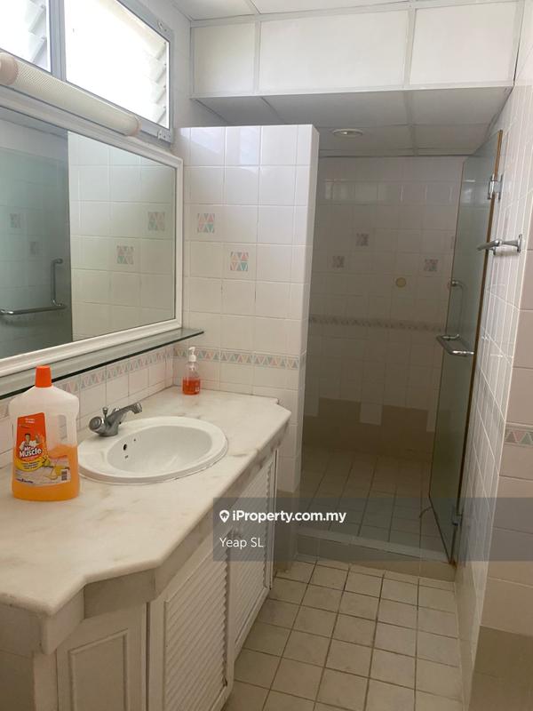 Condominium for Sale in Diamond Villa Condominium by Yeap SL - iProperty.com.my