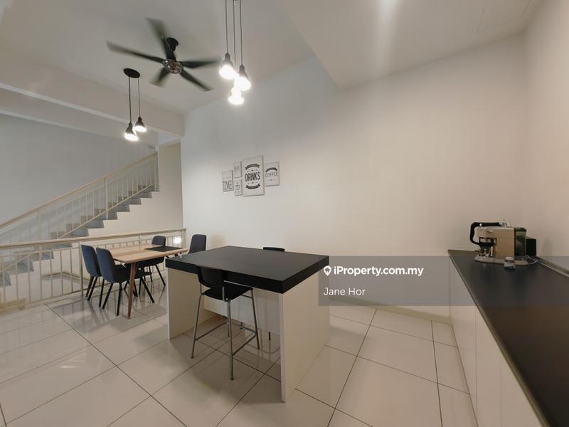 Townhouse for Sale in 16 Sierra, Puchong by Jane Hor - iProperty.com.my