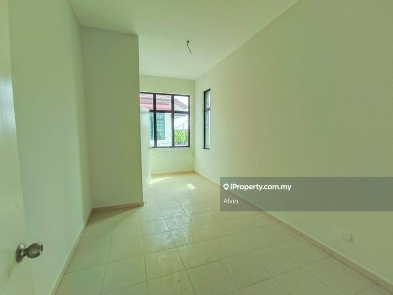 Rumah Berangkai 2 Tingkat untuk Dijual di Taman Desa Idaman, Durian Tunggal oleh Alvin - iProperty.com.my