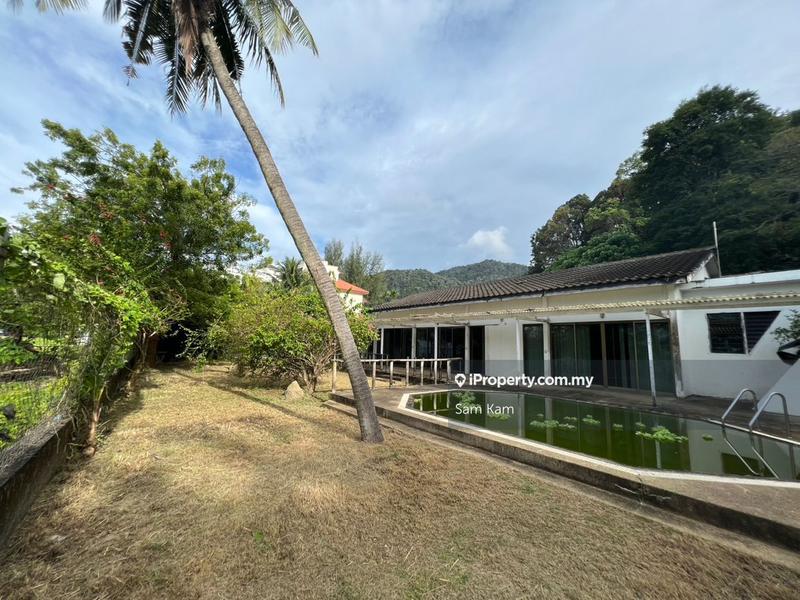 Bungalow House for Sale in Batu Feringghi, Penang by Sam Kam - iProperty.com.my