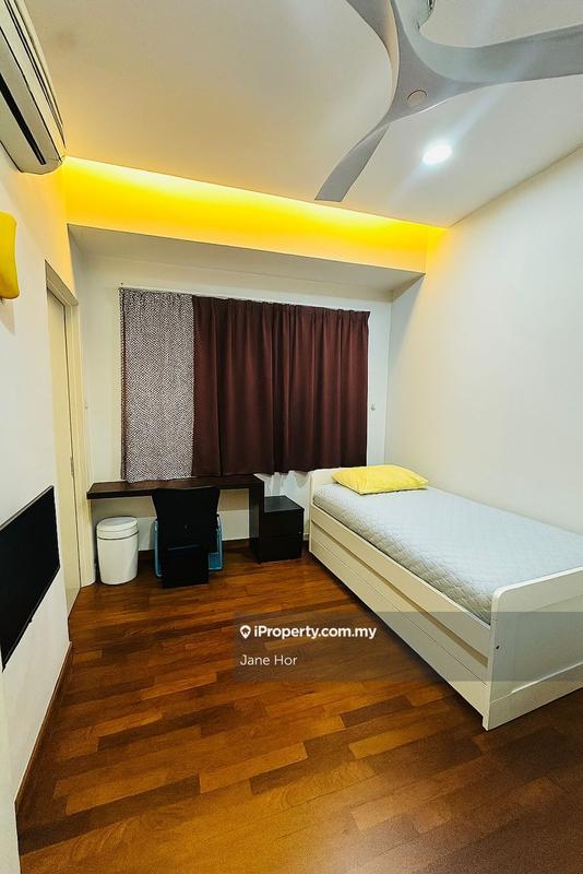 Townhouse for Sale in 16 Sierra, Puchong by Jane Hor - iProperty.com.my