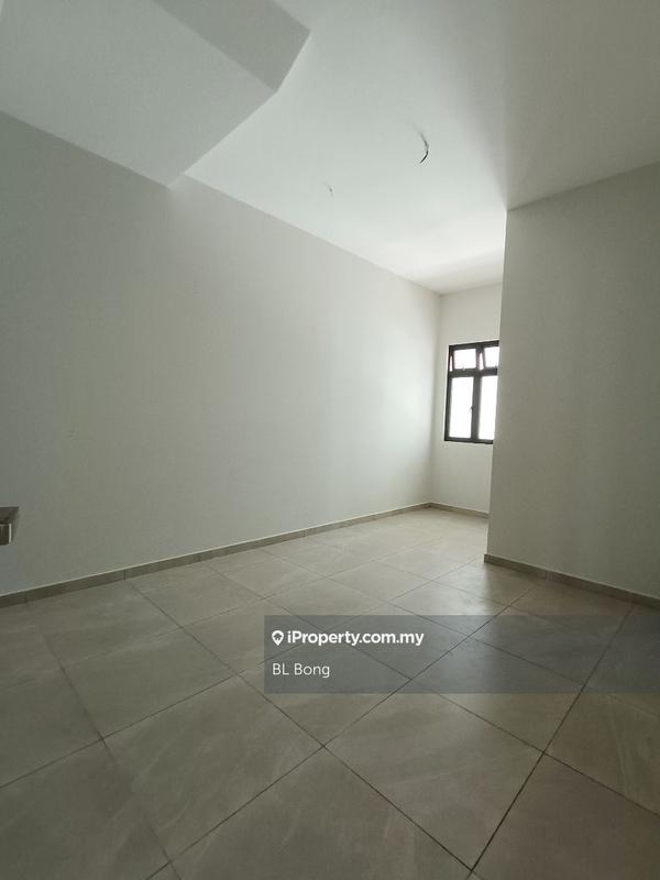 2-storey Terraced House for Sale in Taman Molek Residence, Ayer Molek by BL Bong - iProperty.com.my