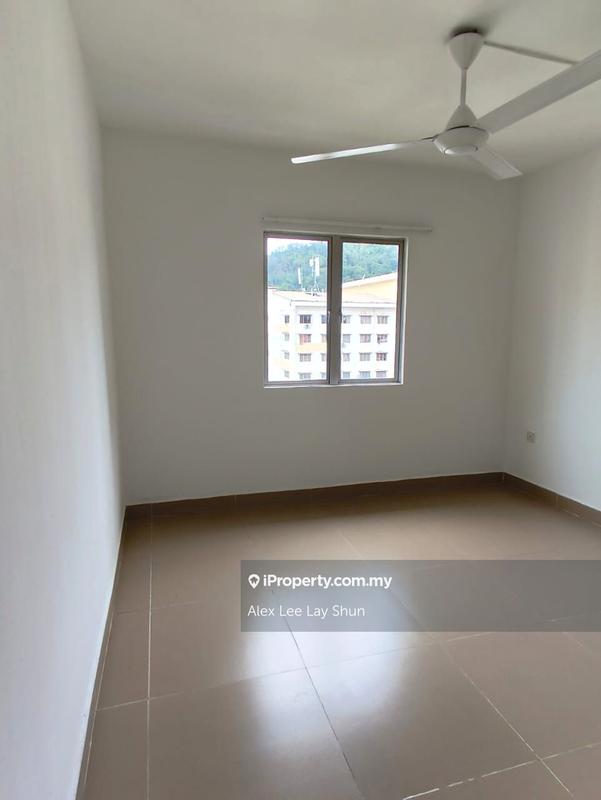 For Sale - Flora Damansara Apartment