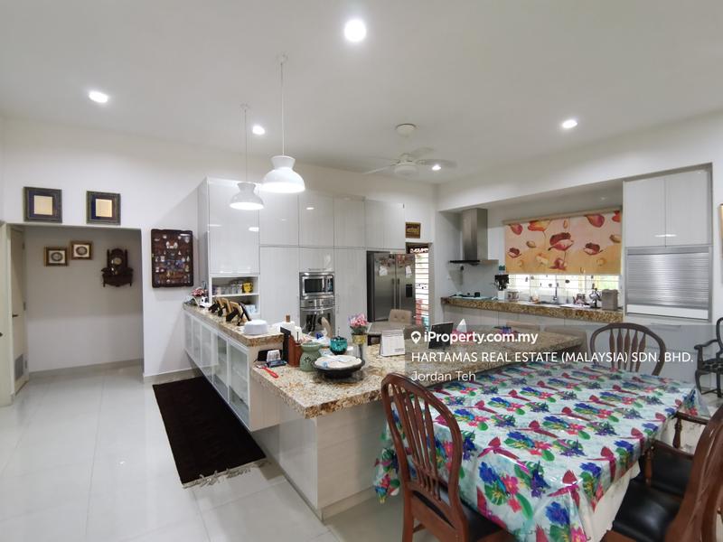 Bungalow House for Sale in Seksyen 8, Kota Damansara by Jordan Teh - iProperty.com.my