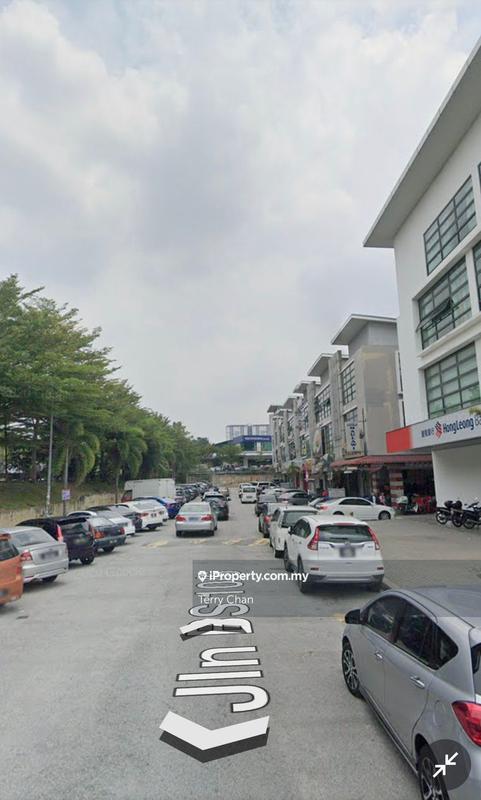 Shop for Sale in Serdang, Seri Kembangan by Terry Chan - iProperty.com.my