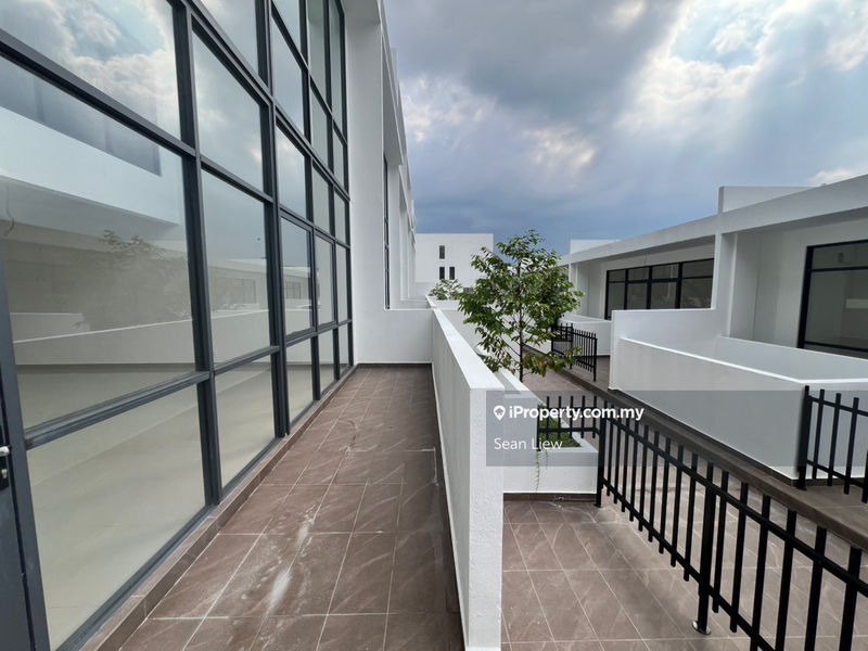 3.5-storey Terraced House for Sale in Empire Residence , Damansara Perdana, Petaling Jaya by Sean Liew - iProperty.com.my