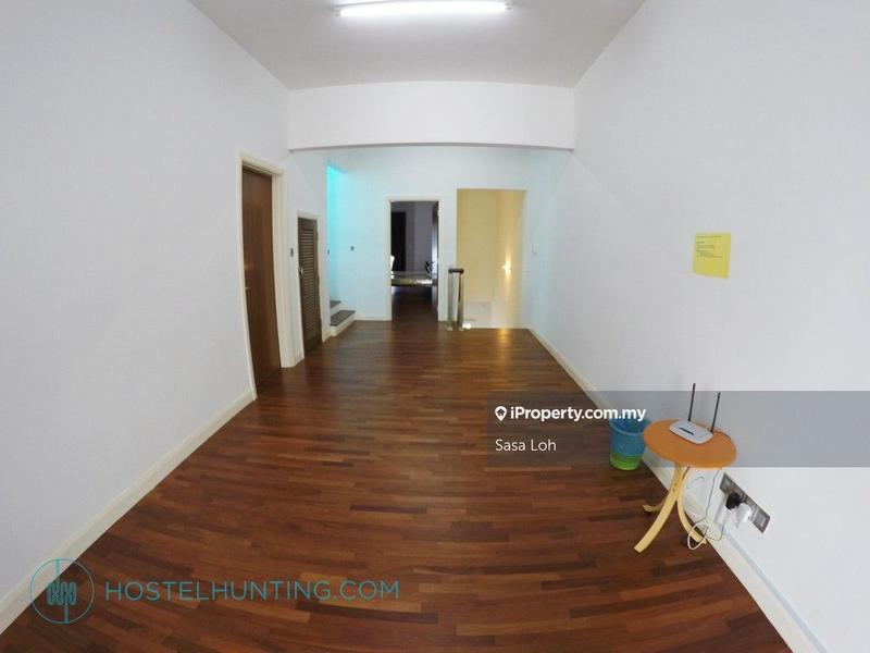 Rumah Teres 3-Tingkat untuk Dijual di Taman Taming Indah 2, Bandar Sungai Long oleh Sasa Loh - iProperty.com.my