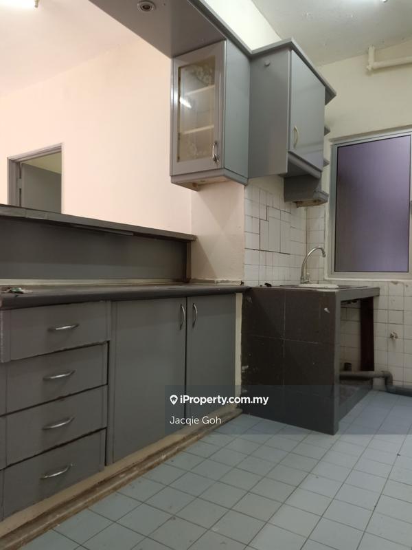 Pangsapuri untuk Dijual di Teratai Mewah Apartment Block 15,17,19,21 oleh Jacqie Goh - iProperty.com.my