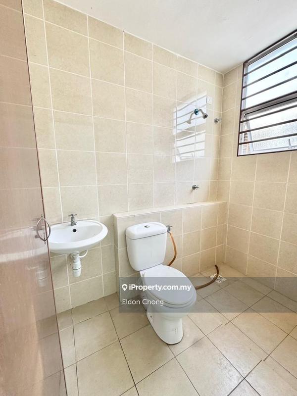 Rumah Berangkai 3 Tingkat untuk Dijual di Taman Bangi Avenue, Bangi oleh Eldon Chong - iProperty.com.my