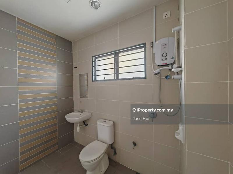 Townhouse for Sale in 16 Sierra, Puchong by Jane Hor - iProperty.com.my
