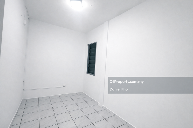 Flat for Sale in Lestari Apartment by Daniel Kho - Interior - iProperty.com.my