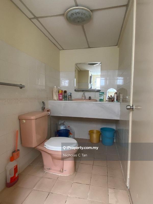 Kondominium untuk Dijual di Pantai Hillpark 2 oleh Nicholas C Tan - iProperty.com.my