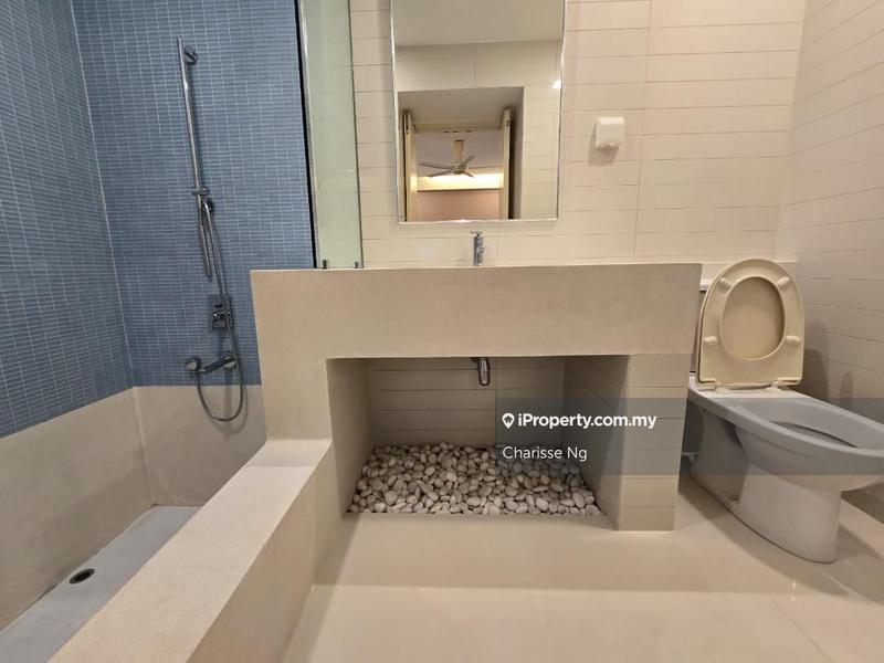 Rumah Bandar untuk Dijual di Ampang Hilir, Ampang oleh Charisse Ng - iProperty.com.my