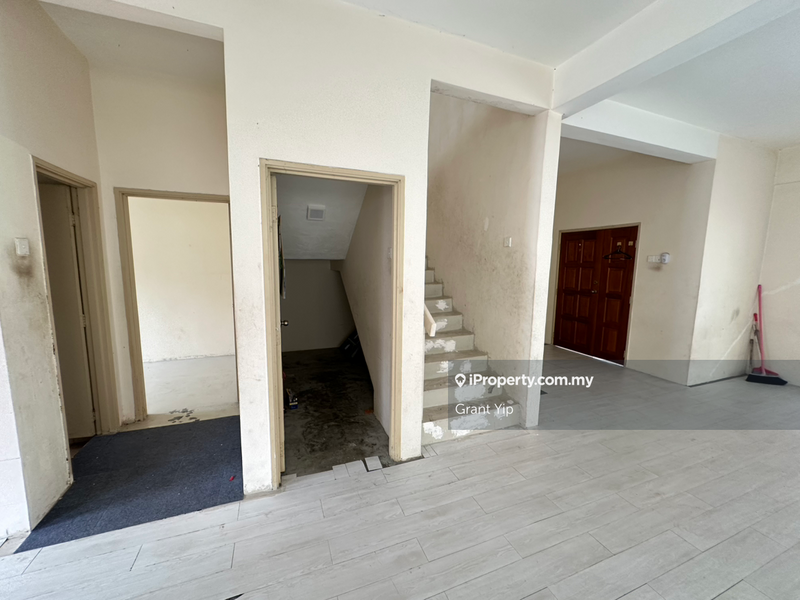Semi-Detached House for Sale in Taman Puncak Jalil, Seri Kembangan by Grant Yip - iProperty.com.my