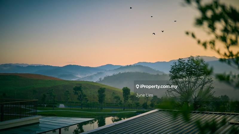 enjoy a Beautiful Sunset Scene