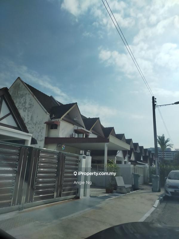 2-storey Terraced House untuk Dijual di Bayan Baru, Bayan Lepas oleh Angie Ng - iProperty.com.my