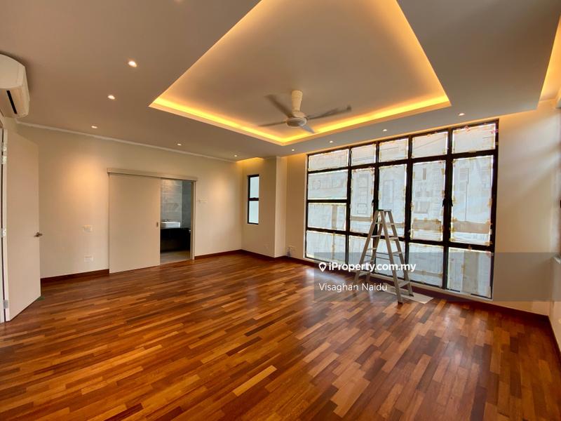 Bungalow House for Sale in Kota Emerald, Rawang by Visaghan Naidu - iProperty.com.my