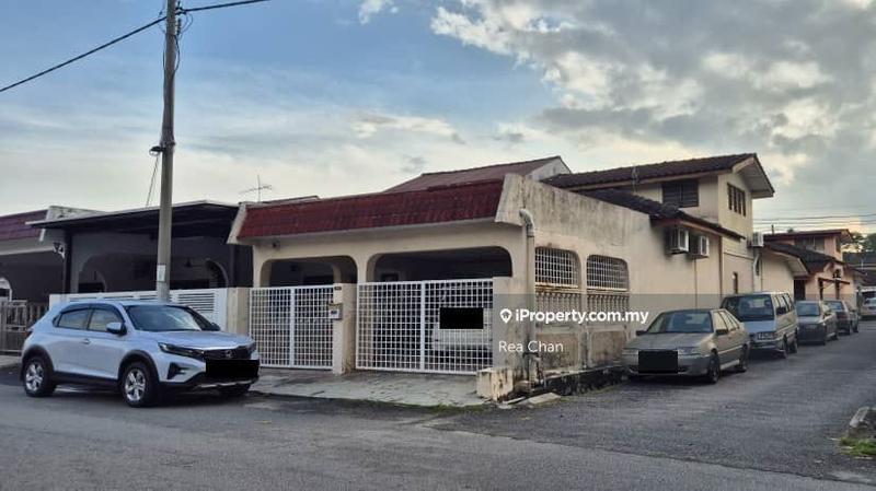 1-storey Terraced House for Sale in Taman Ayer Keroh Height, Bukit Katil by Rea Chan - iProperty.com.my