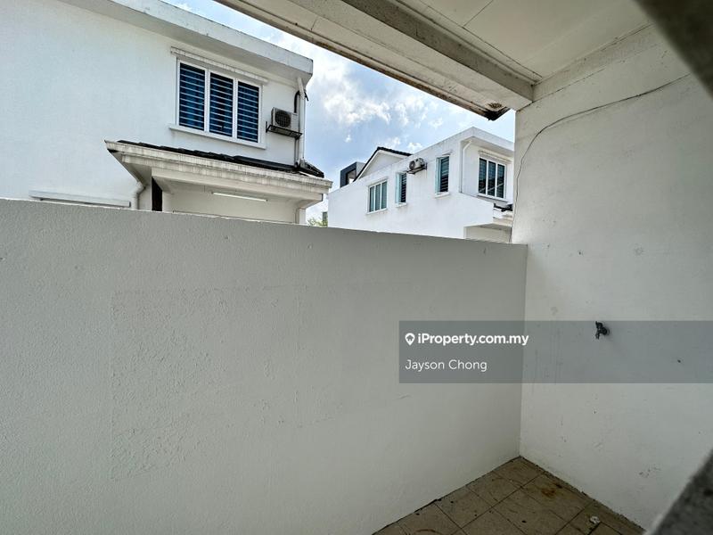 Rumah Teres 2-Tingkat untuk Dijual di Taman Tiara East, Semenyih oleh Jayson Chong - iProperty.com.my